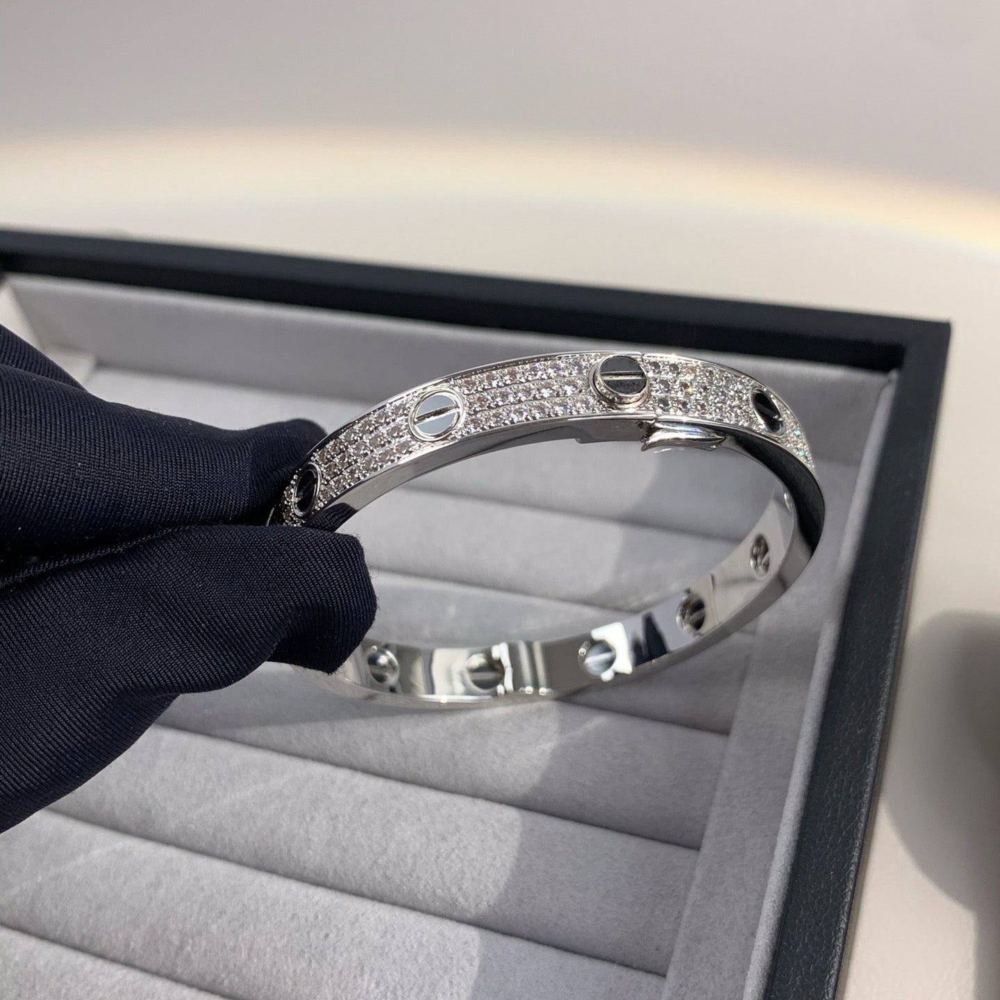 [Luxe Jewelry]LOVE BRACELET 6.1MM DIAMOND-PAVED CERAMIC