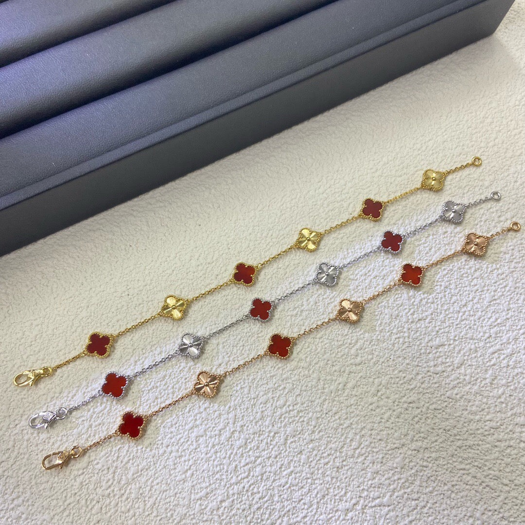 [Bijoux de luxe] Bracelet laser en agate rouge à 6 motifs de trèfle