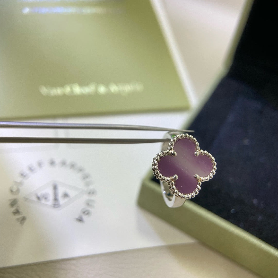 [Bijoux de luxe] BAGUE TRÈFLE VIOLET