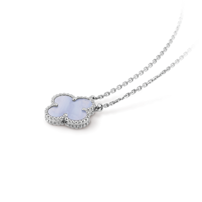 [Bijoux de luxe] Collier en calcédoine bleue Clover 15 mm en argent