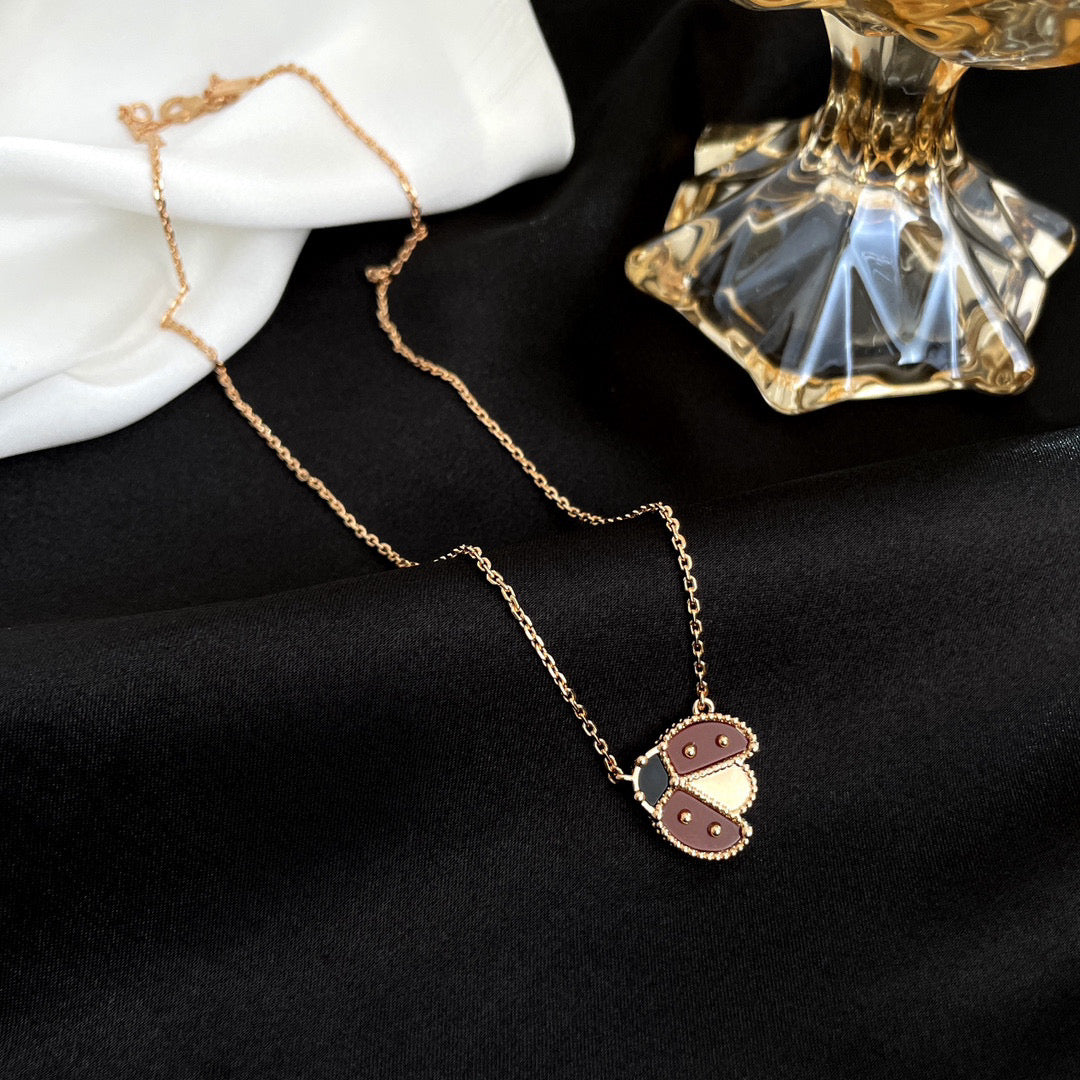 [Luxe Jewelry]LUCKY  CARNELIANS LADYBUG NECKLACE