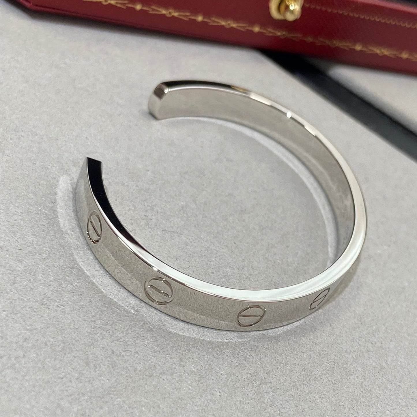 [Bijoux de luxe] Bracelet Love 6,1 mm 1 diamant manchette ouverte 