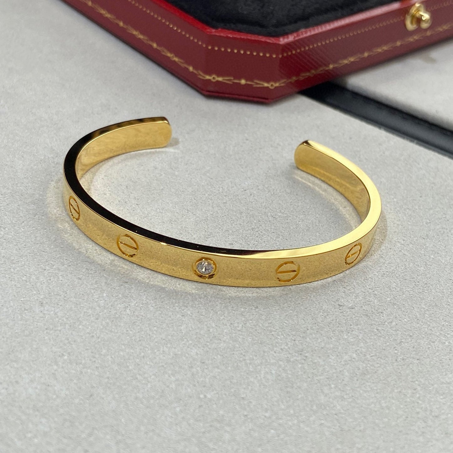 [Bijoux de luxe] Bracelet Love 6,1 mm 1 diamant manchette ouverte 