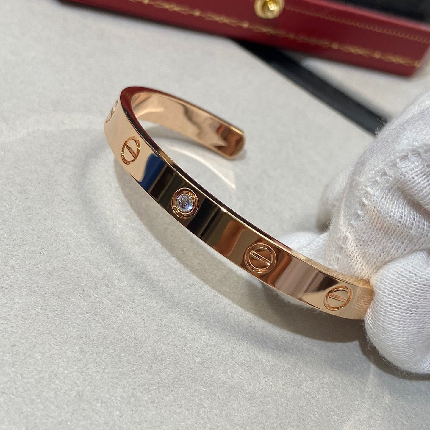 [Bijoux de luxe] Bracelet Love 6,1 mm 1 diamant manchette ouverte 