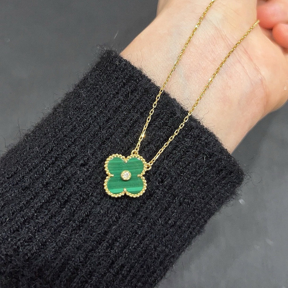 [Bijoux de luxe] Collier Clover 15 mm avec diamants et turquoise
