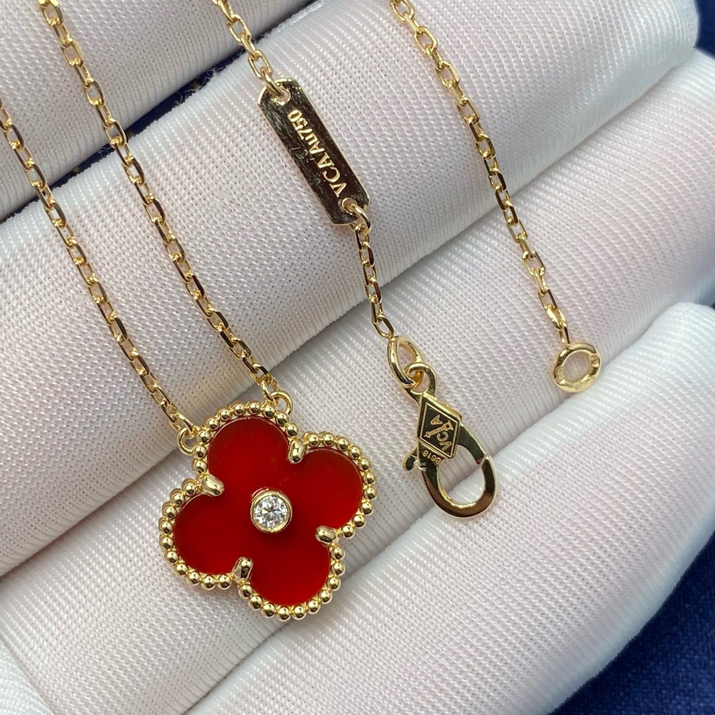 [Bijoux de luxe] Collier Clover 15 mm en diamants et cornaline
