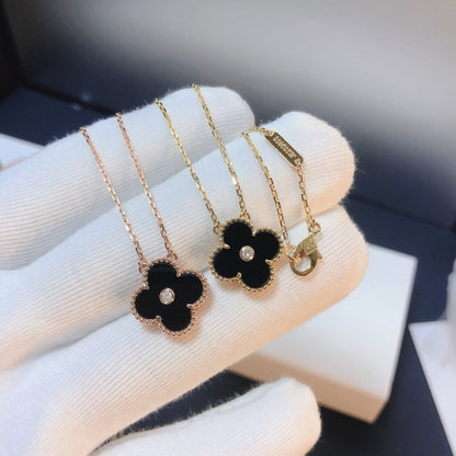 [Luxe Jewelry]CLOVER 15MM DIAMOND ONYX NECKLACE