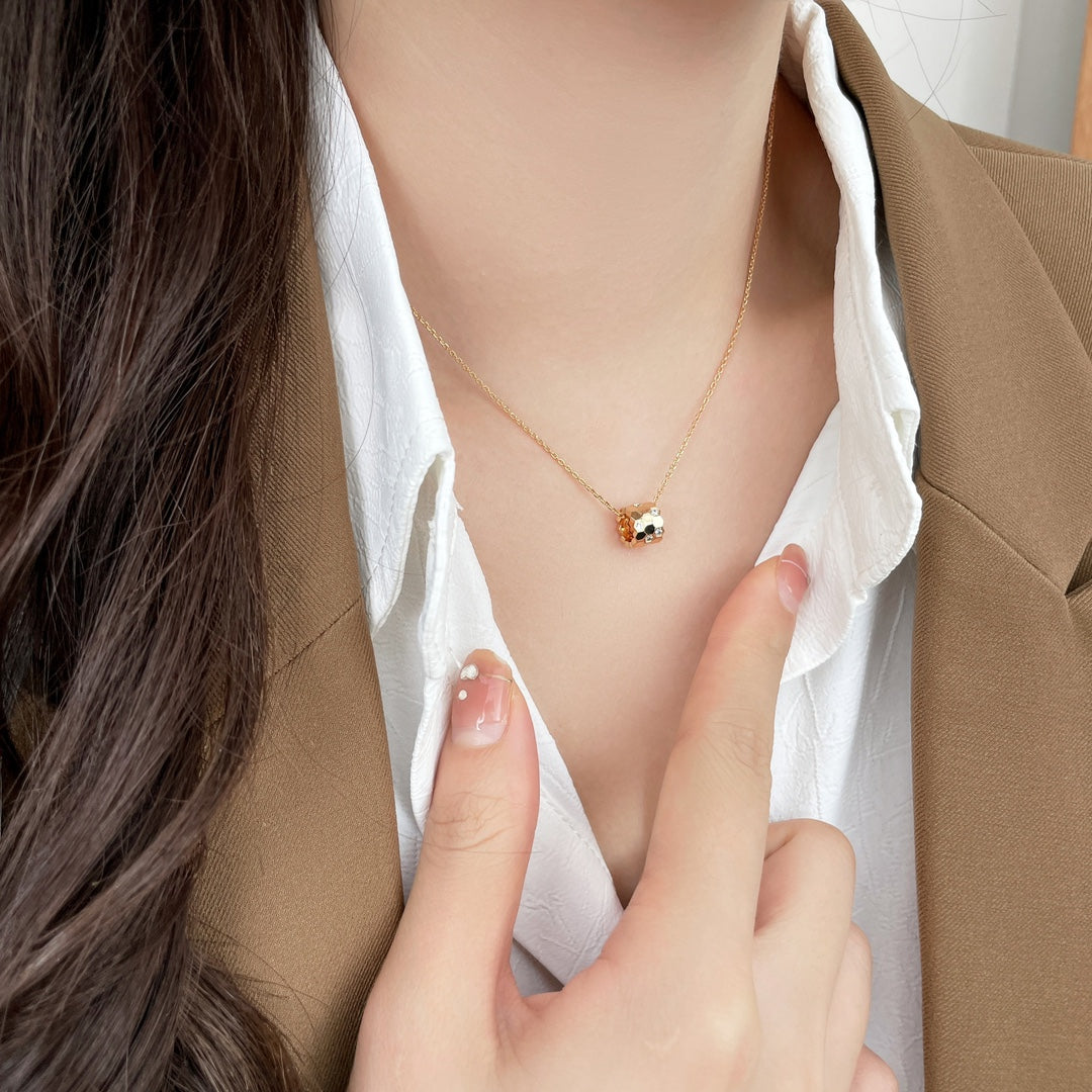 [Luxe Jewelry]BEE MINI PEDANT DIAMOND NECKLACE