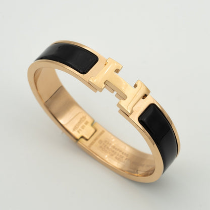 [Luxe Jewelry]H BLACK BRACELET