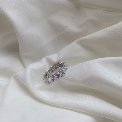 [Luxe Jewelry]Elegant Princess Cut Tennis Ring