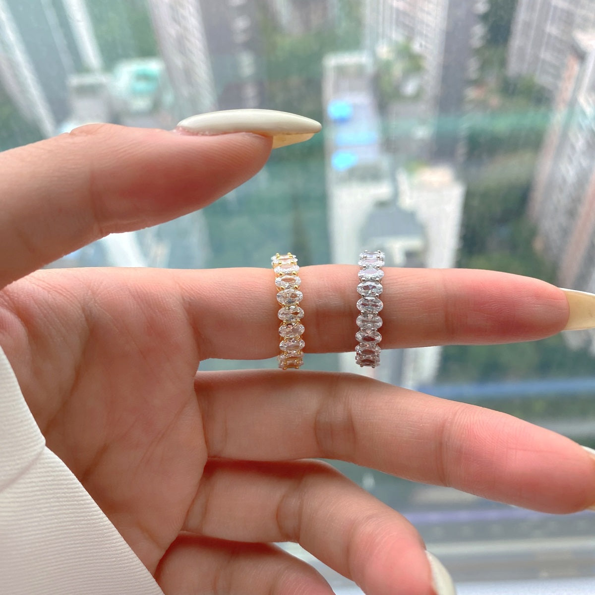 [Luxe Jewelry]Ornate Oval Cut Tennis Ring
