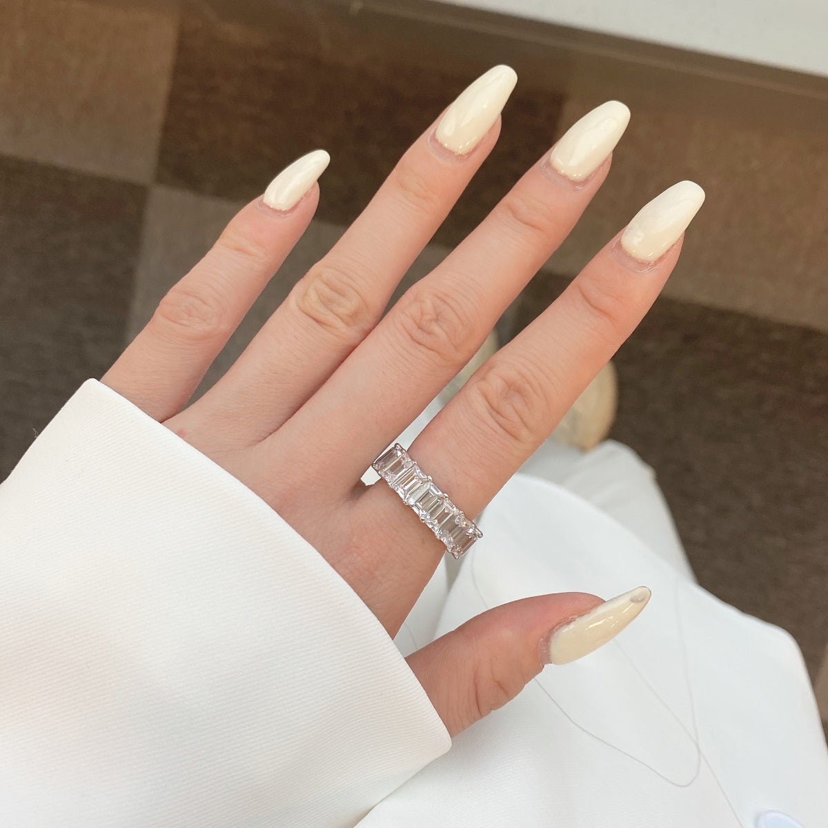 [Luxe Jewelry]0.75 Carat Elegant Emerald Cut Tennis Ring