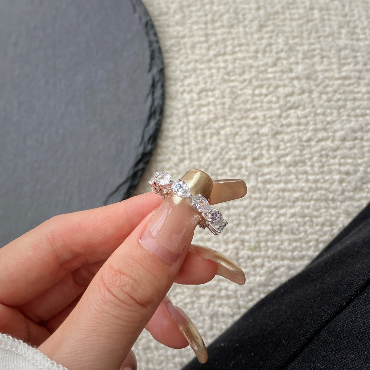 [Luxe Jewelry]Exquisite Pear Cut Tennis Ring