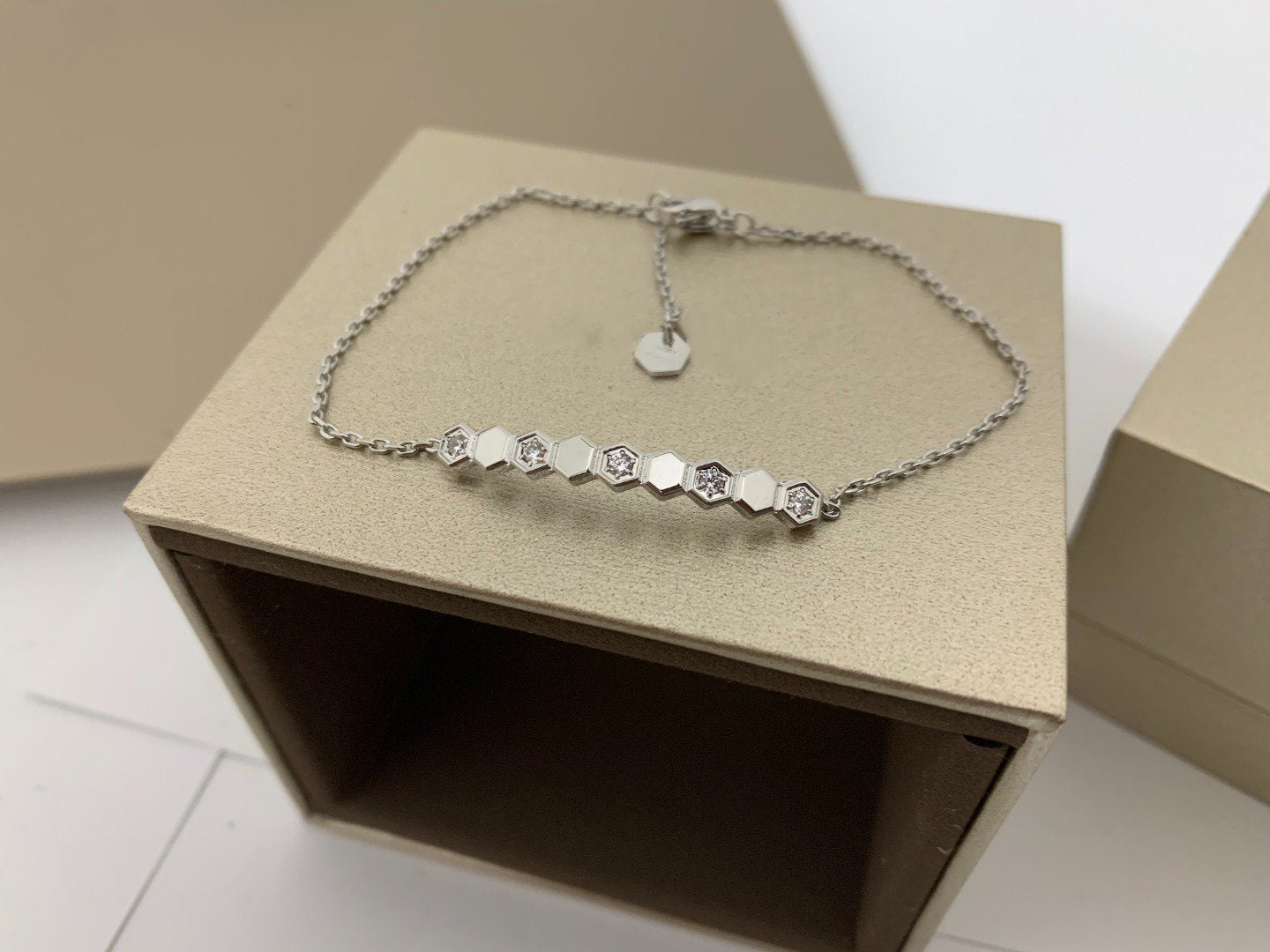 [Luxe Jewelry]BEE LOVE BRACELET DIAMOND