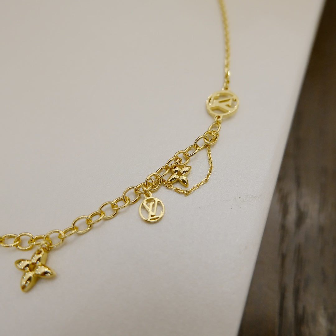 [Luxe Jewelry]BLOOMING SUPPLE NECKLACE BRASS