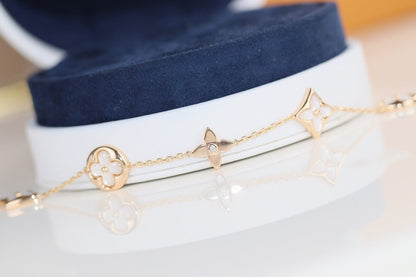 [Bijoux de luxe] Bracelet en forme de trèfle à feuilles