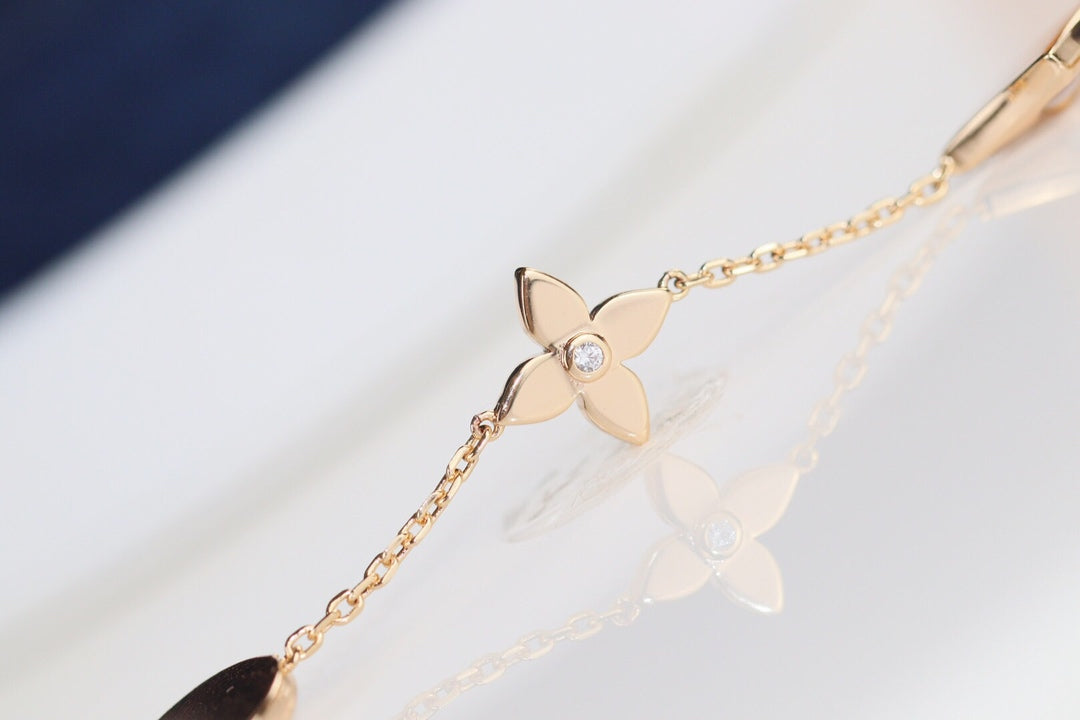 [Bijoux de luxe] Bracelet en forme de trèfle à feuilles