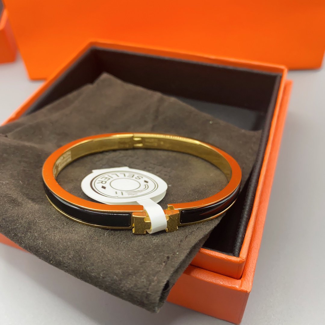 [Luxe Jewelry]CLASSIC HM CLIC BLACK 8MM ENAMEL BRACELET