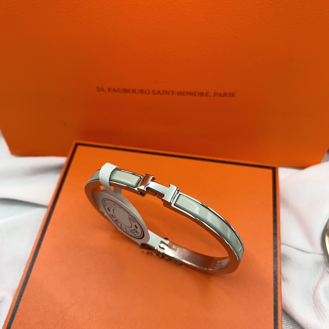 [Luxe Jewelry]CLASSIC HM CLIC GREEN 8MM ENAMEL BRACELET