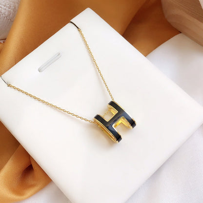 [Luxe Jewelry]HM CLIC BLACK ENAMEL GOLD NECKLACE