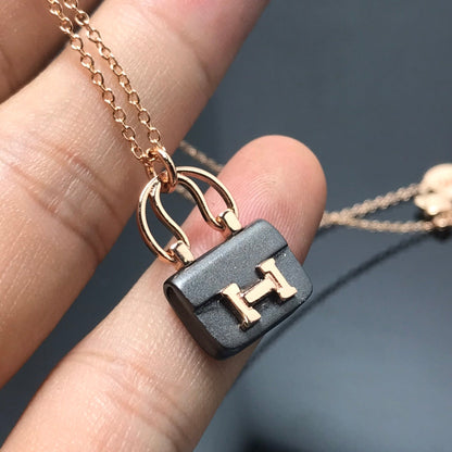 [Bijoux de luxe] Collier pendentif HM AMULETTES CONSTANCE pour femme