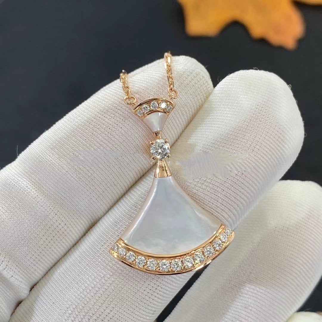 [Luxe Jewelry]DREAM NECKLACE MOP PINK GOLD DIAMOND
