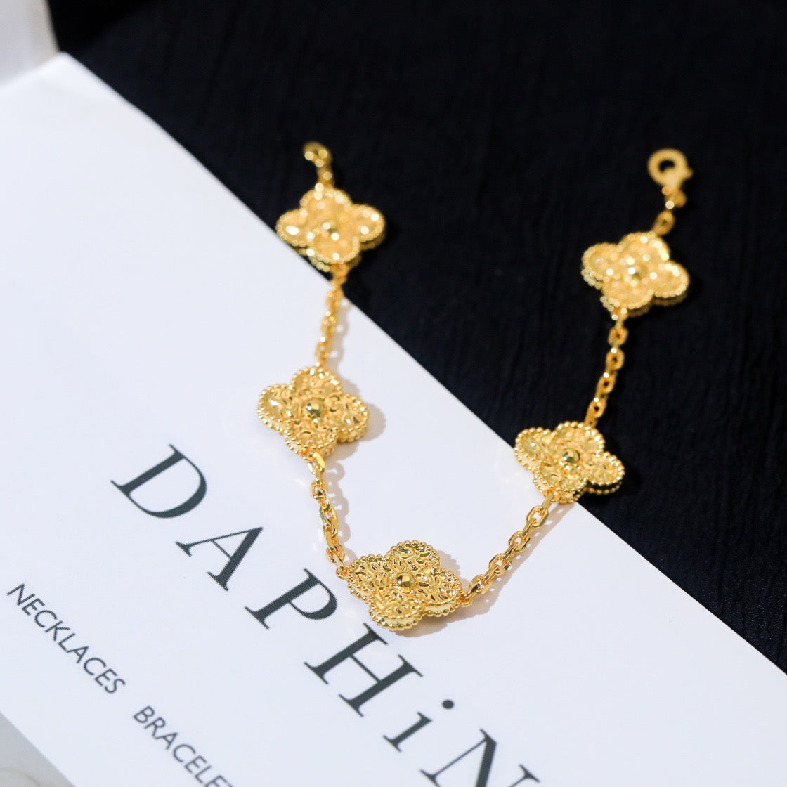 [Luxe Jewelry]CLOVER 5 MOTIFS BRONZING BRACELET