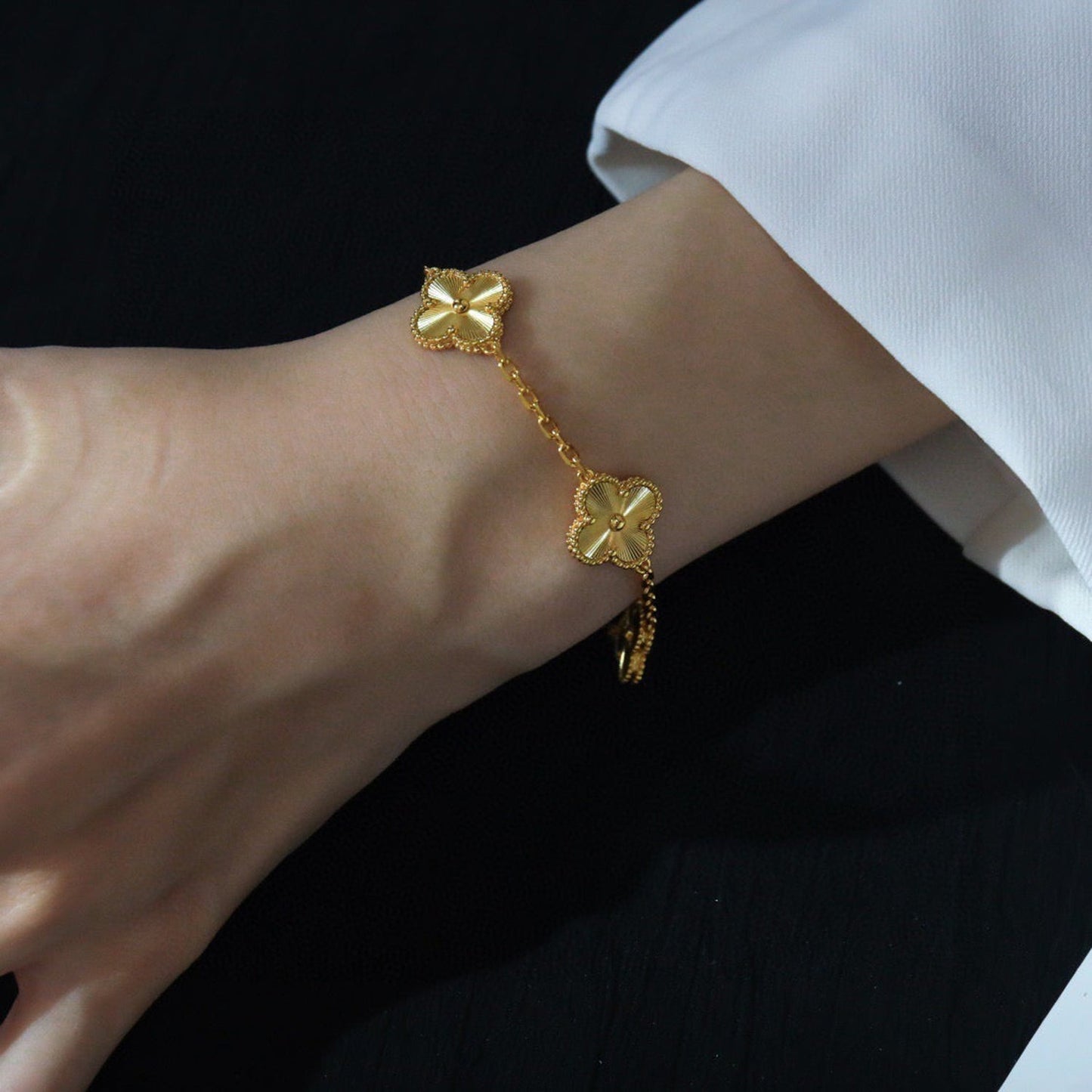 [Luxe Jewelry]CLOVER 5 FLOWERS LASER BRACELET