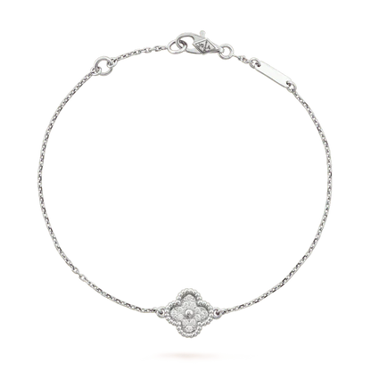 [Bijoux de luxe] Bracelet fleur unique en argent avec trèfle