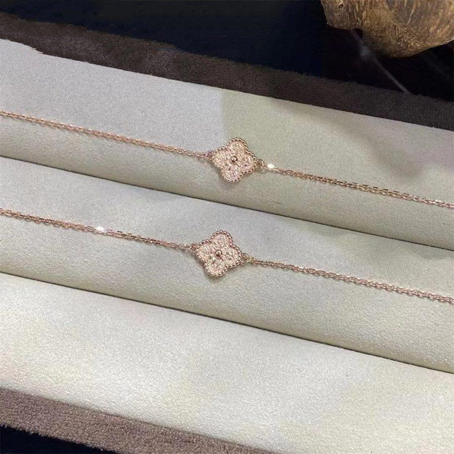 [Bijoux de luxe] Bracelet fleur unique en trèfle