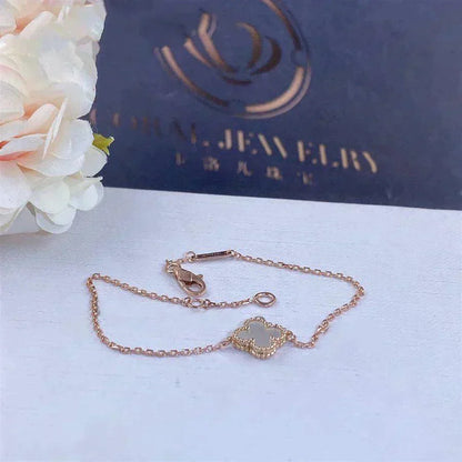 [Bijoux de luxe] Bracelet fleur unique en nacre blanche et trèfle