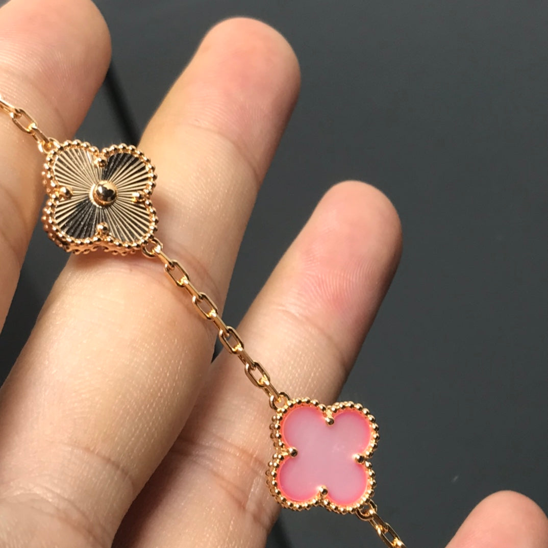[Luxe Jewelry]CLOVER BRACELET 5 MOTIF PINK AND PINK GOLD